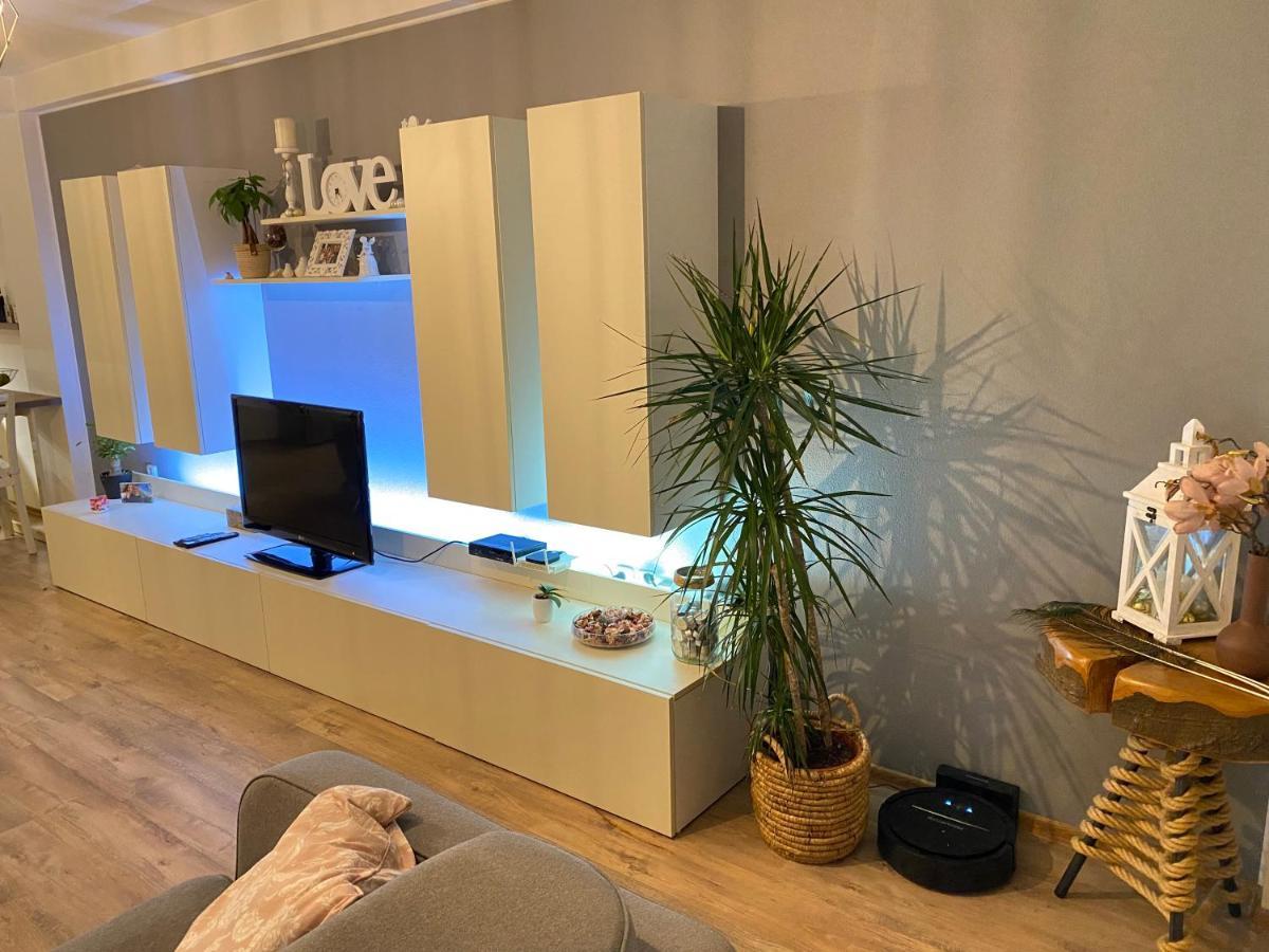 Apartman Slnecna Terasa S Vlastnym Parkovanim Na 2 Auta Daire Žilina Dış mekan fotoğraf
