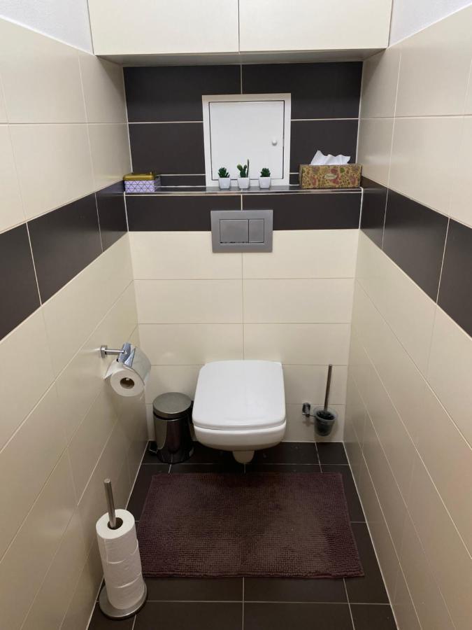 Apartman Slnecna Terasa S Vlastnym Parkovanim Na 2 Auta Daire Žilina Dış mekan fotoğraf